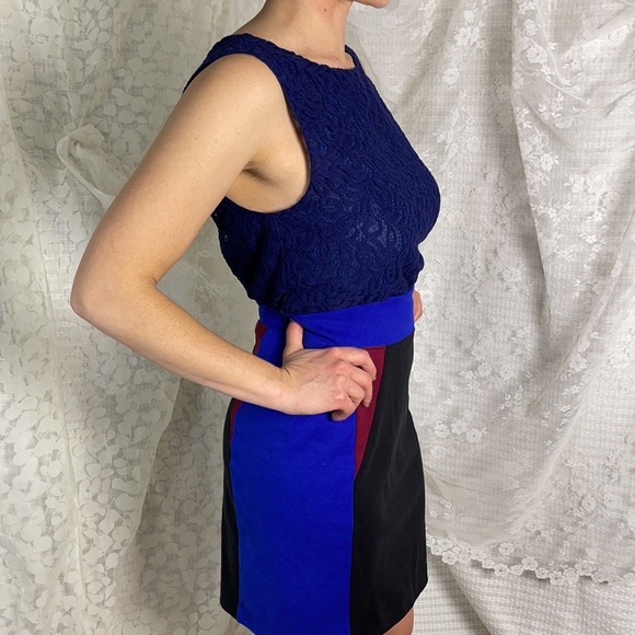 Rachel Roy Navy Blue Lace Top - Picture 6 of 6